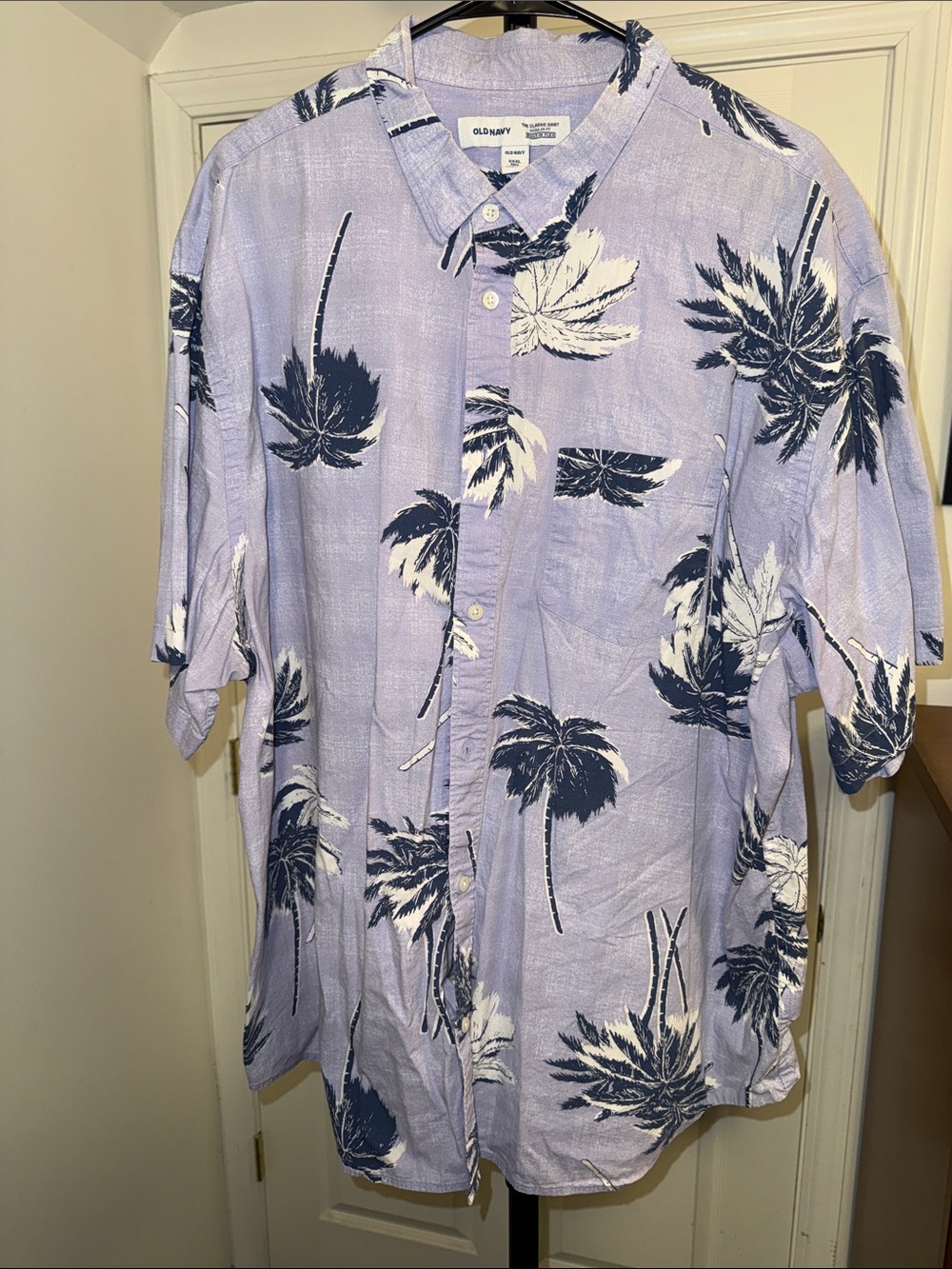 Old Navy 3XLT Lavender Short-Sleeve Palm-Print Button-Down Shirt